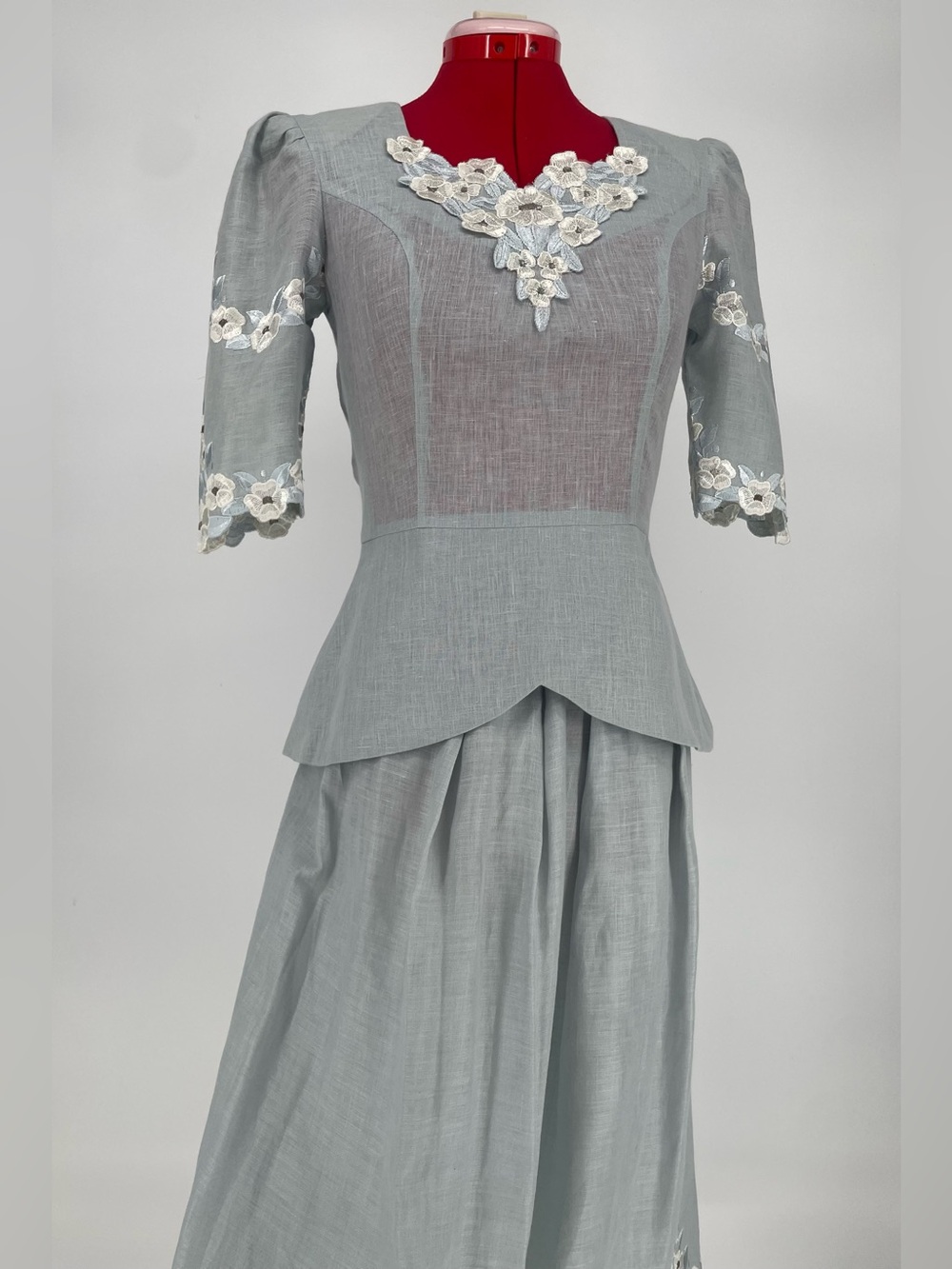 100% Linen 80s Slate Gray Blue 2 Piece Skirt Set Cottagecore Floral Embroidery - Picture 2 of 14